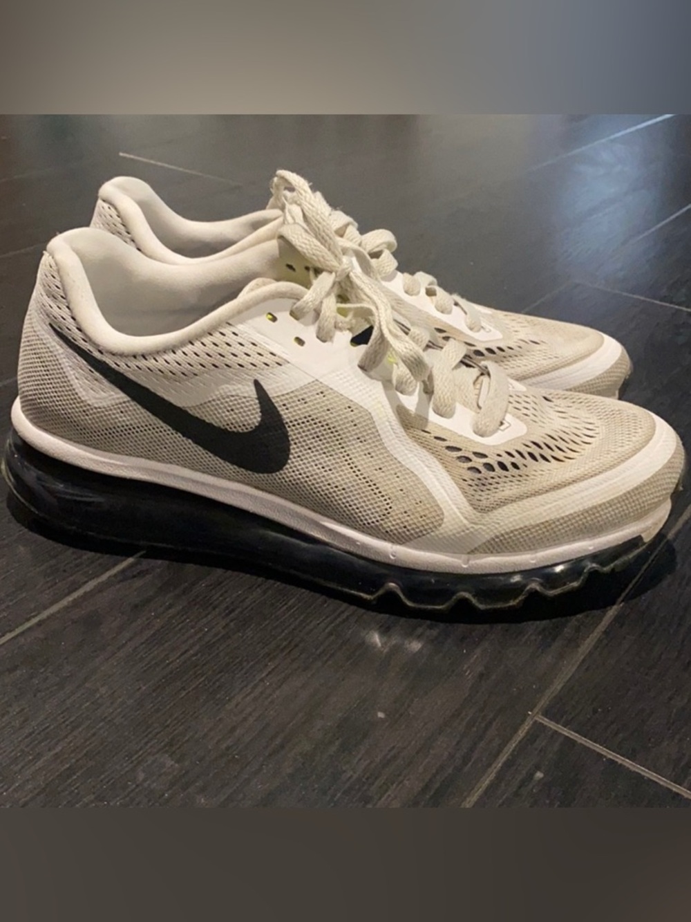 Nike shoes 🎉 Airmax women’s size 9
